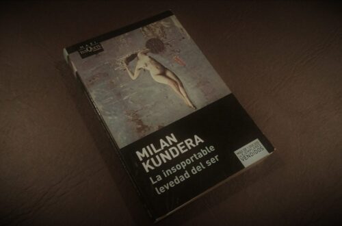 "La insoportable levedad del ser", una obra maestra de Milan Kundera.