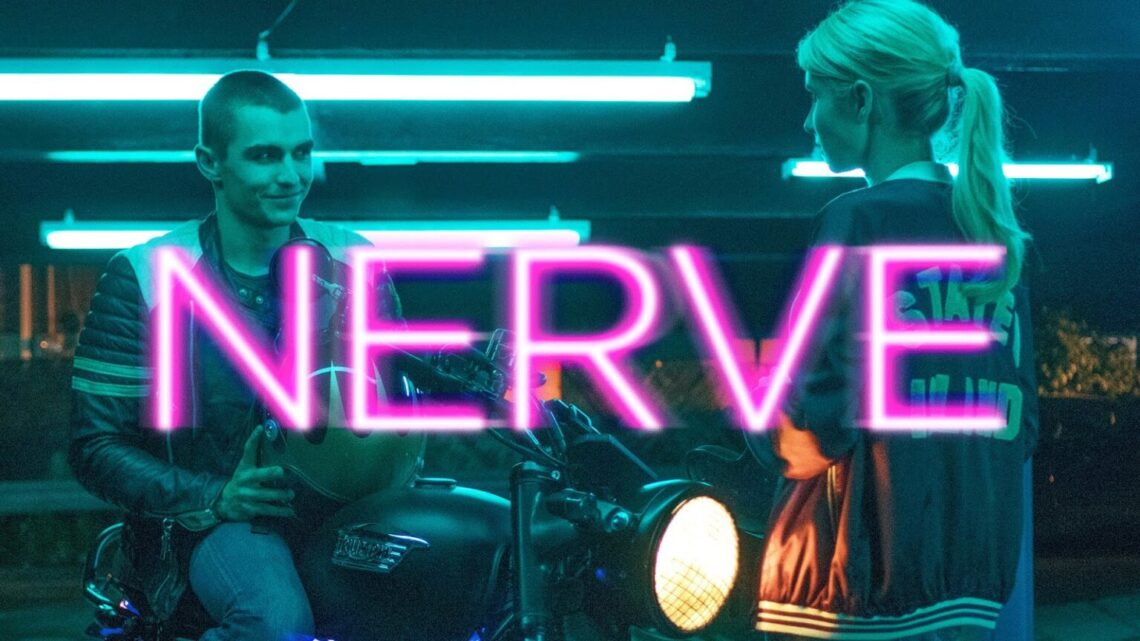 Escena de la adaptación cinematográfica de "Nerve" de Jeanne Ryan.