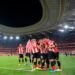 El Athletic de Bilbao celebrando en su estadio, el mítico San Mamés.