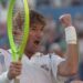 El tenista estadounidense Jimmy Connors celebrando.