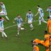 Argentina celebrando tras vencer a Países Bajos en el Mundial de Catar 2022.