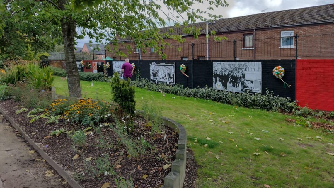 Uno de los murales de Belfast, en Irlanda del Norte.