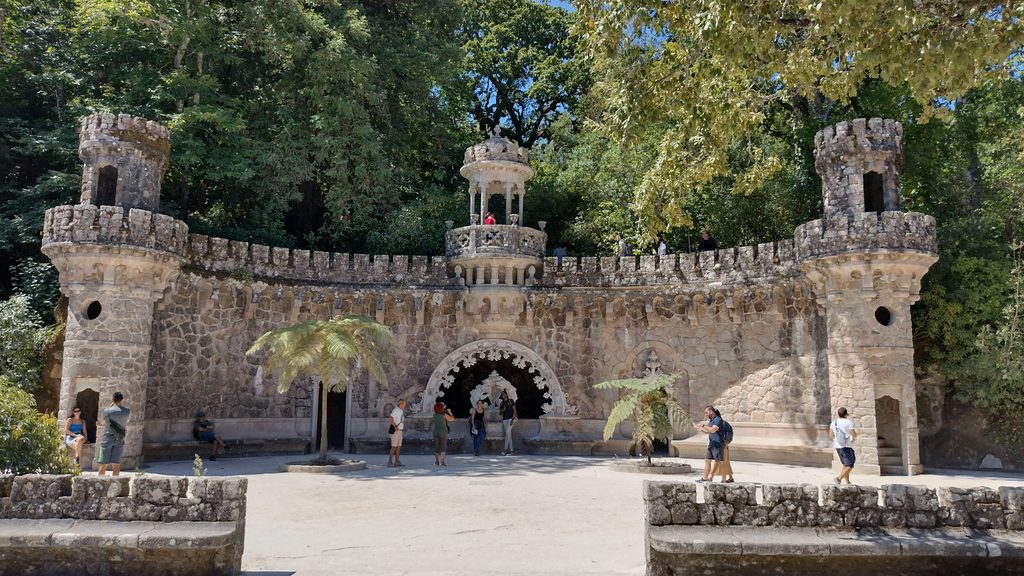 El Portal de los Guardianes, en la Quinta da Regaleira de Sintra.